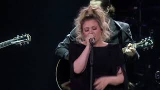 Kelly Clarkson  The Joke Brandi Carlile Cover Live in Detroit MI [upl. by Lontson29]