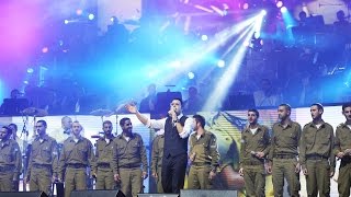 Shwekey  Mi Sheberach  Live in Nokia 2013 [upl. by Linson601]